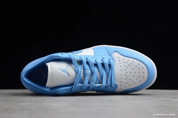 AO9944-441 Jordan Air 1 (W) Low UNC 0719
